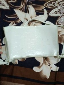 White Shoulder Bag