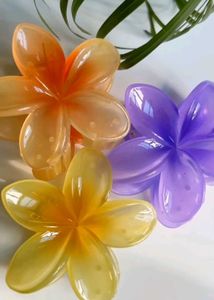 Floral Hair Claw Clips - Set of 3