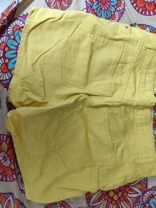 Trendy Yellow Denim Shorts