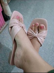 Elegant flats Sandals