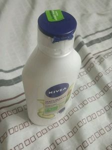 NIVEA BODY LOTION