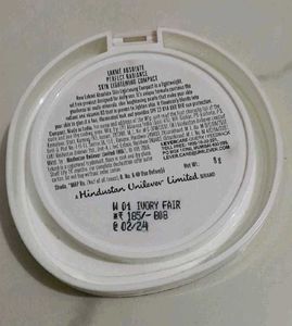 Lakme Compact