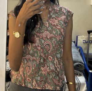 Floral Sleeveless Top