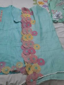 Floral Embroidered Kurta Set