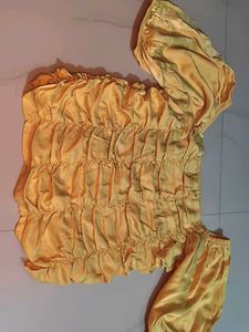 Ruffled Puff Sleeve Crop Top