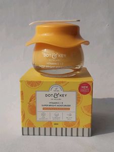 Dot & Key Vitamin C+E Super Bright Moisturizer