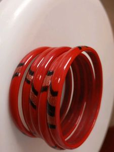 Set Of 5 Red Bangles