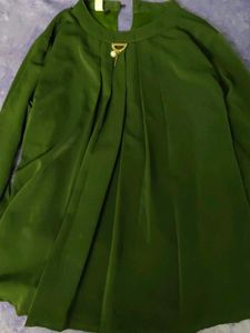 Elegant Green Blouse