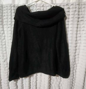 China Black Off-the-Shoulder Sweater