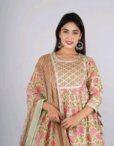 Floral Print Kurta Set