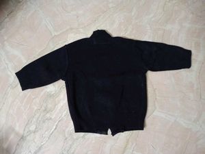 Woollen Blouse (Black, 34&#34;)