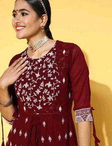 Ravishing Women Gown