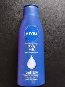 Nivea Nourishing Body Milk Lotion