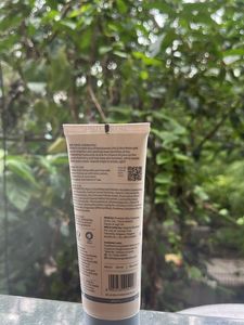 PLUM RICE WATER &amp; NIACINAMIDE BRIGHT FACE WASH