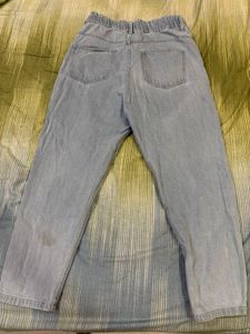 Light Wash High Waisted Mom Jeans