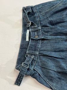 Koren Baggy With Adjustable Waist