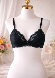 🇳🇿💫🎀Elegant Black Lace Bra