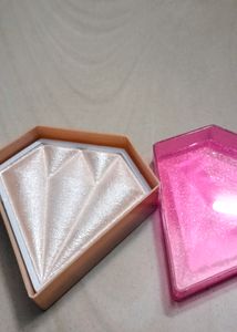 Diamond Highlighter Huda Beauty
