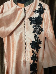 Elegant Pink Embroidered Kurta