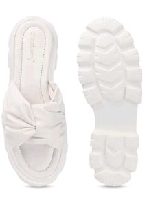 New Dressberry Footwear