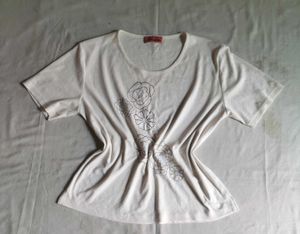 White Tshirt