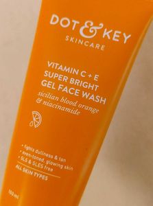 Dot &amp; Key Face Wash