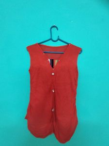 Sleevless Top