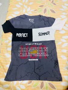 Stylish Graphic Print T-Shirt