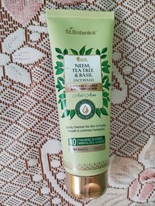St.botanica Neem  Tea Tree And Basil Facewash