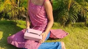 A Sleeveless Kurti.