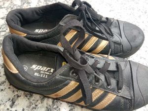 Shoe