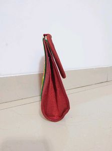Pretty Floral Embroidered Handbag