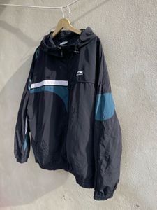 Li-Ning Windbreaker Jacket