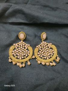 Pink Stone Earings 🩷🌷