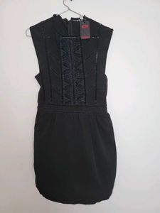 Chic Black Dress