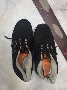 Black New Balance Sneakers