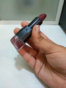 ALIA BHATT MATTE BROWN LIPSTICK