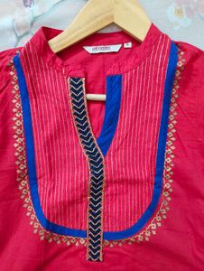 Avaasa Red &amp; Blue ethnic kurti size S