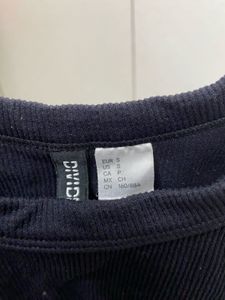 H&amp;M Ribbed Crop Vest Top In Black