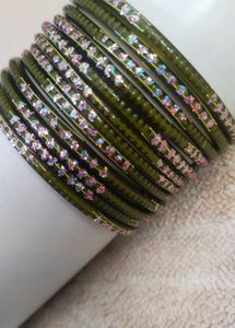 Glass Bangles Set Of 3
