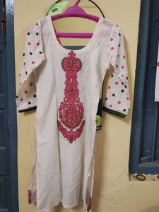 Very Beautiful Embroidery Kurti