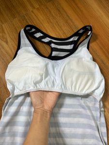Stripes Padded Gym Top 🤌🏻