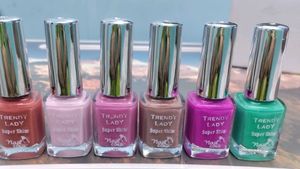 Trendy Lady Nail Polish Set