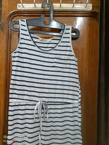 🇳🇿💫♥️ Beautiful Striped Casual Dress