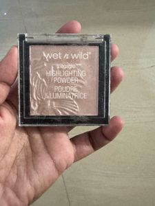 Eyeshadow palette + Lotus sunscreen