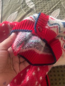 Unisex Sweater With Hud For Baby