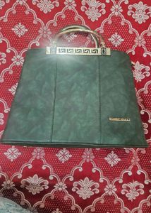 Elegant Green Handbag