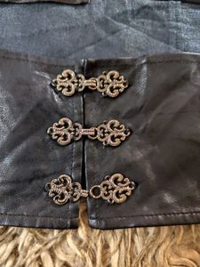 Vintage Detail Inspired Underbust Top