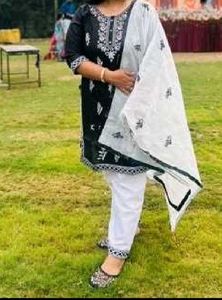 Embroidered Kurta Set