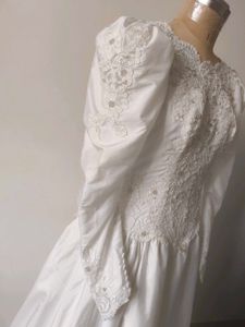 Vintage Lace Wedding Dress